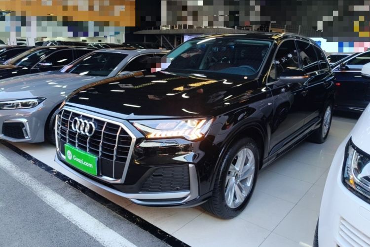 Used Audi Q7 2023 45 TFSI quattro S line Sport model Guazi used car, China used car export, Used car for sale, Used cars, Cheapest cars for sale