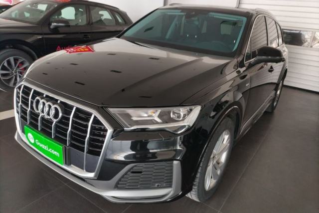 Used Audi Q7 2023 45 TFSI quattro S line Sport model