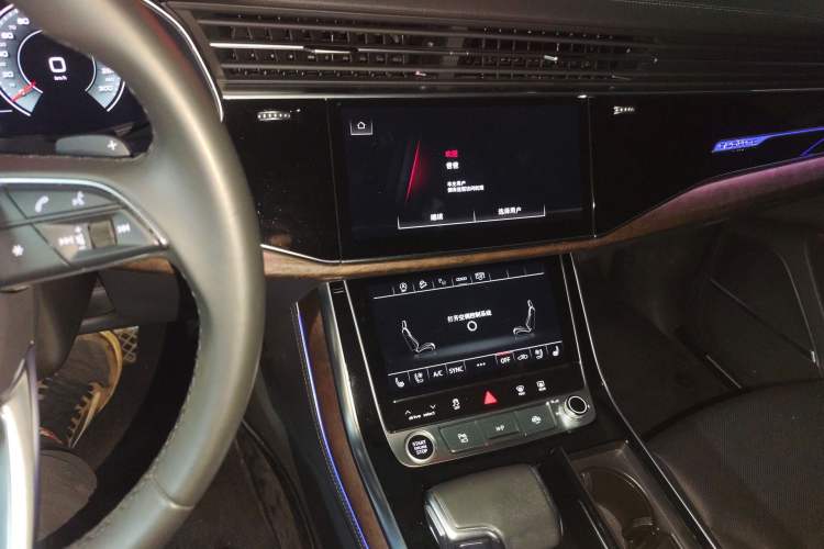 Used Audi Q7 2023 55 TFSI quattro S line Sport Edition Audio And AC Panel