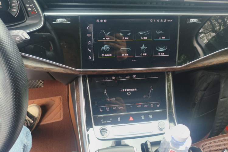 Used Audi Q7 2023 55 TFSI quattro S line Sport Edition Audio And AC Panel