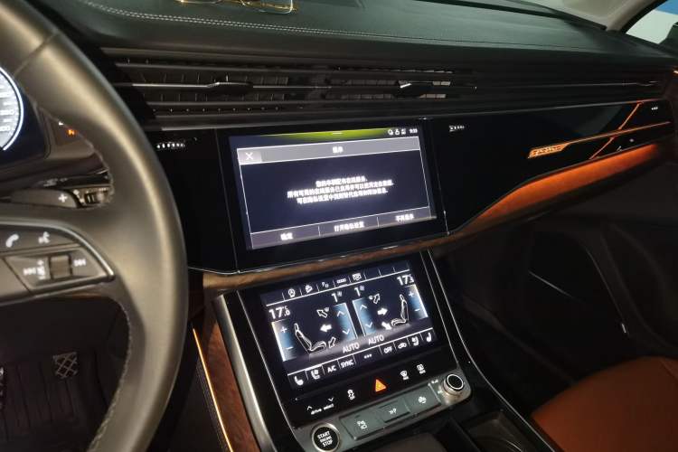 Used Audi Q7 2023 55 TFSI quattro S line Sport Edition Audio And AC Panel