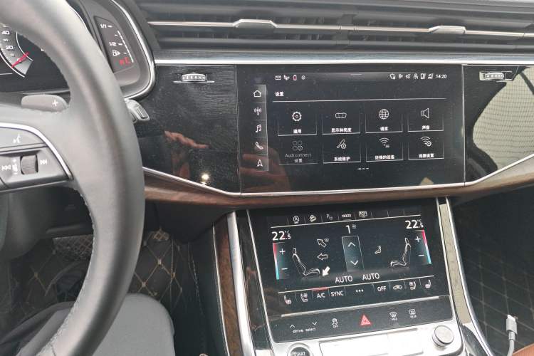 Used Audi Q7 2023 45 TFSI quattro S line Sport model Audio And AC Panel