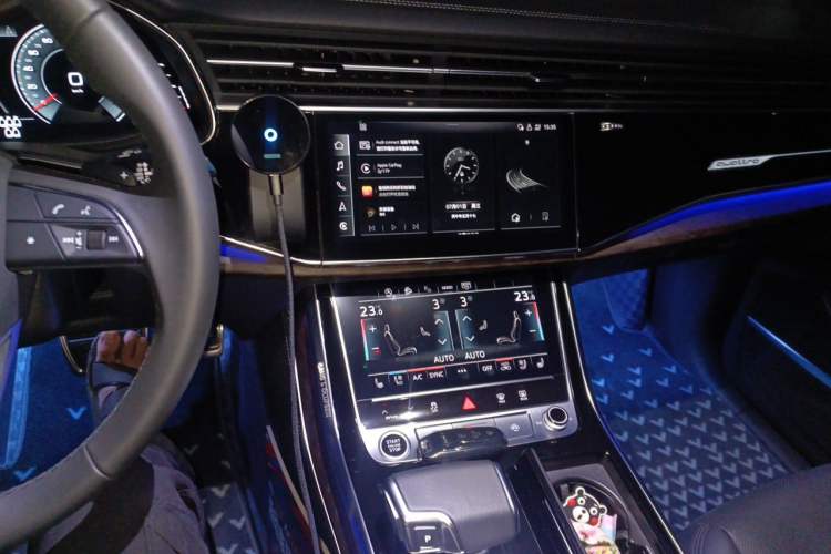 Used Audi Q7 2023 55 TFSI quattro S line Sport Edition Audio And AC Panel