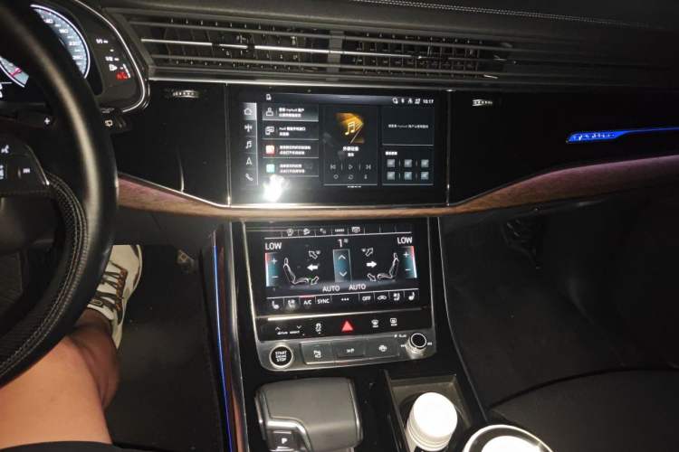 Used Audi Q7 2023 45 TFSI quattro S line Sport model Audio And AC Panel