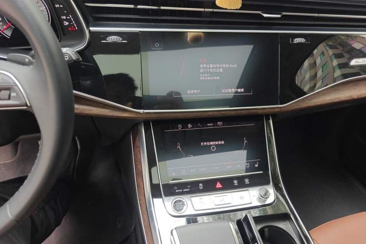 Used Audi Q7 2023 55 TFSI quattro S line Sport Edition Audio And AC Panel
