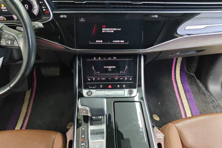 Used Audi Q7 2023 45 TFSI quattro S line Sport model Audio And AC Panel