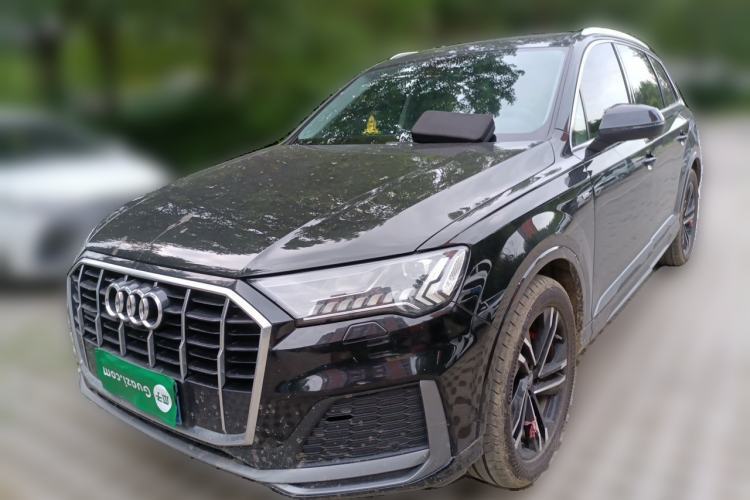 Used Audi Q7 2023 45 TFSI quattro S line Sport model Guazi used car, China used car export, Used car for sale, Used cars, Cheapest cars for sale