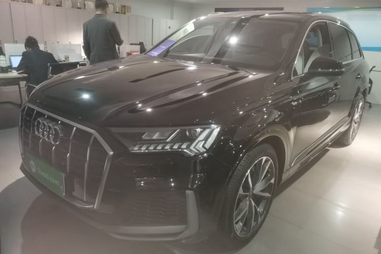 Used Audi Q7 2023 55 TFSI quattro S line Sport Edition Guazi used car, China used car export, Used car for sale, Used cars, Cheapest cars for sale