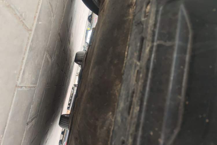 Used Audi Q7  Chassis Front