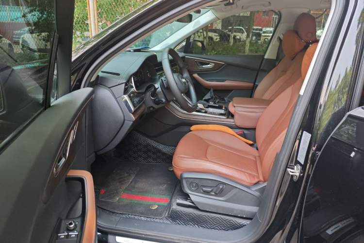 Used Audi Q7 2023 55 TFSI quattro S line Sport Edition Driver Seat