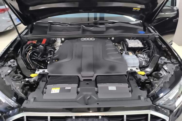 Used Audi Q7 2023 45 TFSI quattro S line Sport model Engine Bay