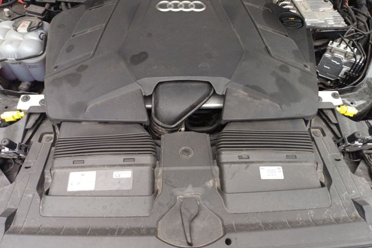 Used Audi Q7 2023 55 TFSI quattro S line Sport Edition Engine Bay