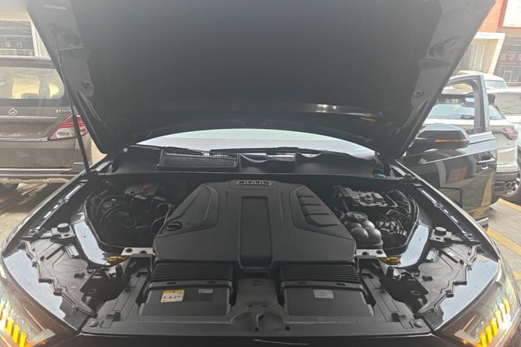 Used Audi Q7 2023 45 TFSI quattro S line Sport model Engine Bay