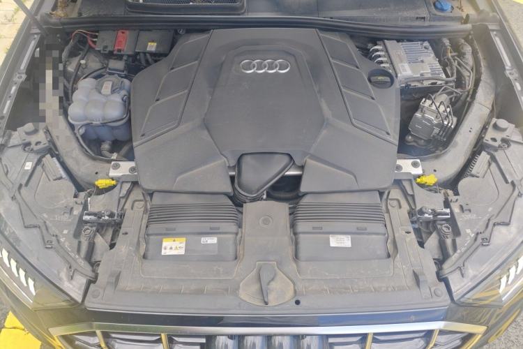 Used Audi Q7 2023 55 TFSI quattro S line Sport Edition Engine Bay