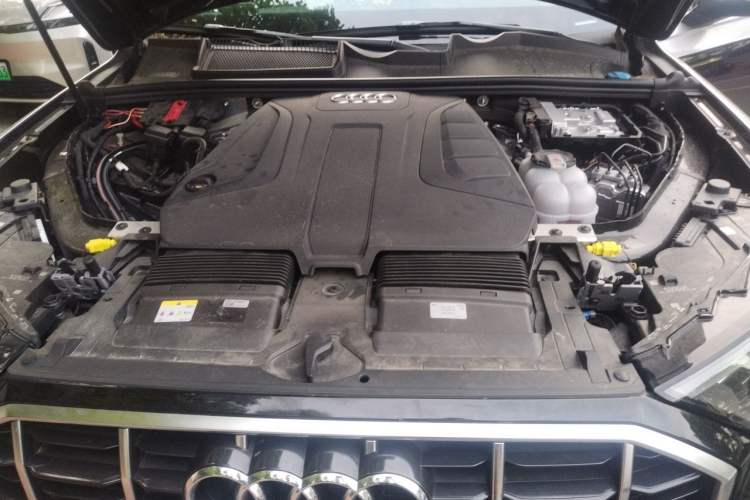 Used Audi Q7 2023 45 TFSI quattro S line Sport model Engine Bay
