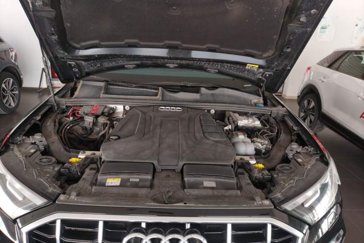Used Audi Q7 2023 45 TFSI quattro S line Sport model Engine Bay