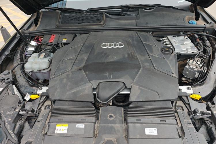 Used Audi Q7 2023 55 TFSI quattro S line Sport Edition Engine Bay