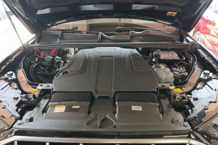 Used Audi Q7 2023 45 TFSI quattro S line Sport model Engine Bay