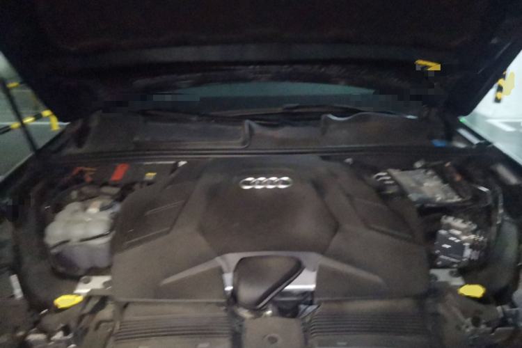 Used Audi Q7 2023 55 TFSI quattro S line Sport Edition Engine Bay