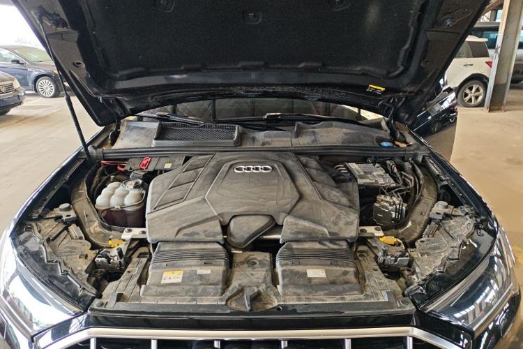 Used Audi Q7 2023 55 TFSI quattro S line Sport Edition Engine Bay