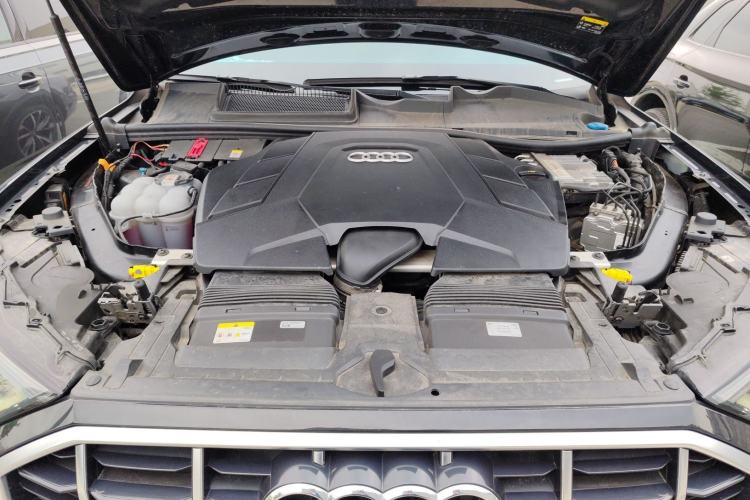 Used Audi Q7 2023 55 TFSI quattro S line Sport Edition Engine Bay