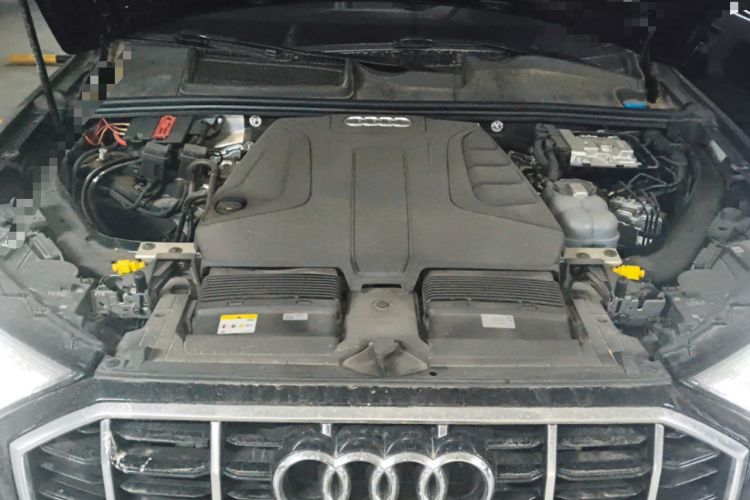 Used Audi Q7 2023 45 TFSI quattro S line Sport model Engine Bay