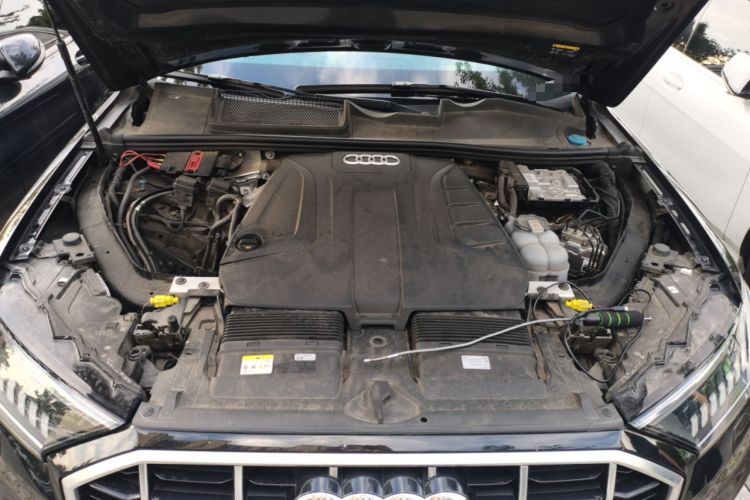 Used Audi Q7 2023 45 TFSI quattro S line Sport model Engine Bay