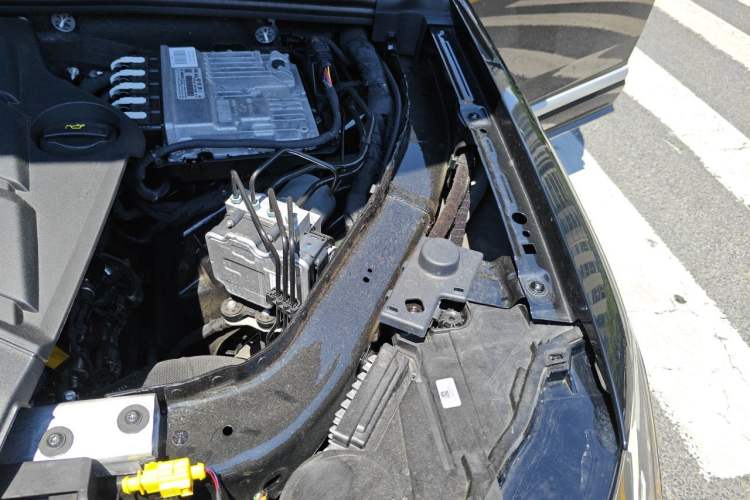 Used Audi Q7 2023 55 TFSI quattro S Prestige Edition Engine Bay Left