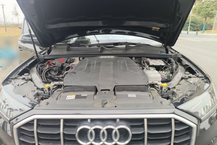 Used Audi Q7 2023 45 TFSI quattro S line Sport model Engine Bay