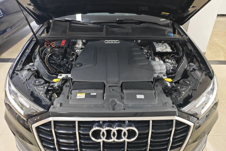Used Audi Q7 2023 45 TFSI quattro S line Sport model Engine Bay