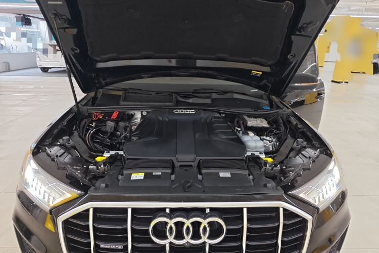 Used Audi Q7 2023 45 TFSI quattro S line Sport model Engine Bay