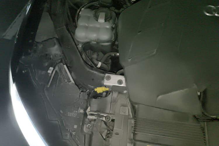 Used Audi Q7 2023 55 TFSI quattro S line Sport Edition Engine Bay Right