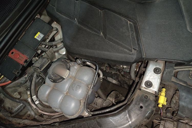 Used Audi Q7 2023 55 TFSI quattro S line Sport Edition Engine Bay Right