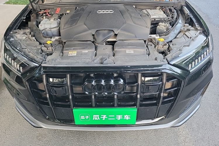 Used Audi Q7 2023 55 TFSI quattro S line Sport Edition Engine Bay