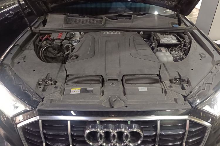 Used Audi Q7 2023 45 TFSI quattro S line Sport model Engine Bay