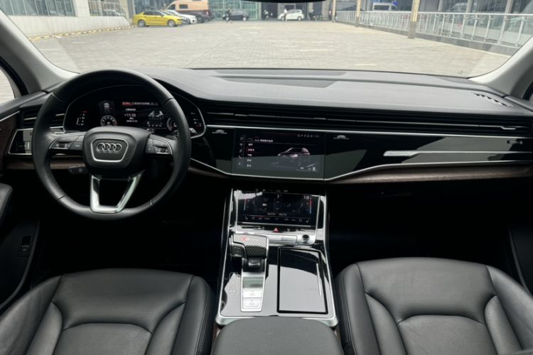 Used Audi Q7 2023 45 TFSI quattro S line Sport model Exterior 11