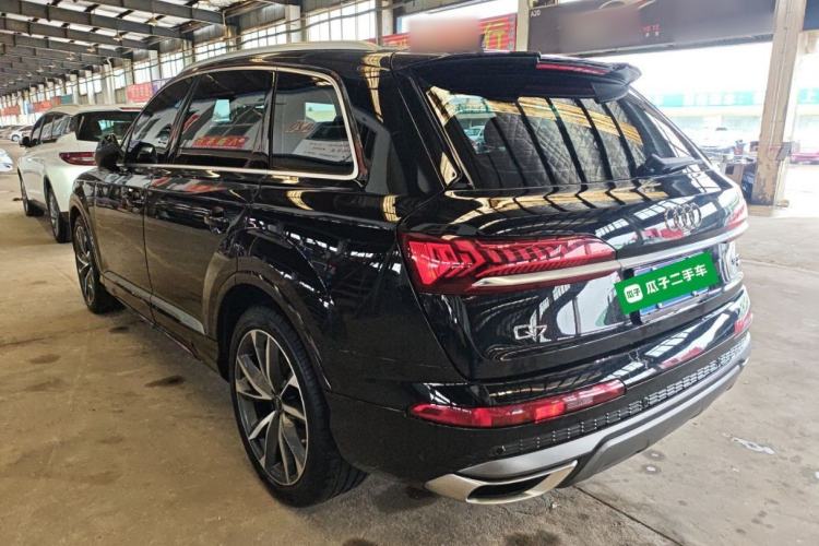 Used Audi Q7 2023 55 TFSI quattro S line Sport Edition Exterior 2