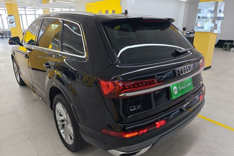 Used Audi Q7 2023 45 TFSI quattro S line Sport model Exterior 2