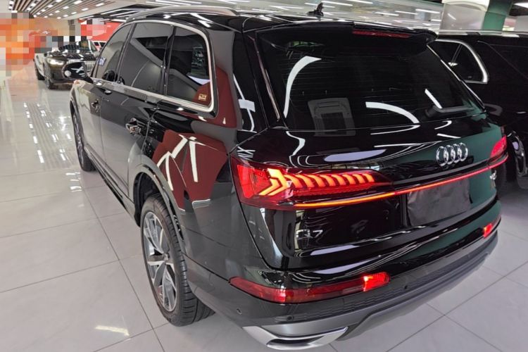 Used Audi Q7 2023 55 TFSI quattro S line Sport Edition Exterior 2