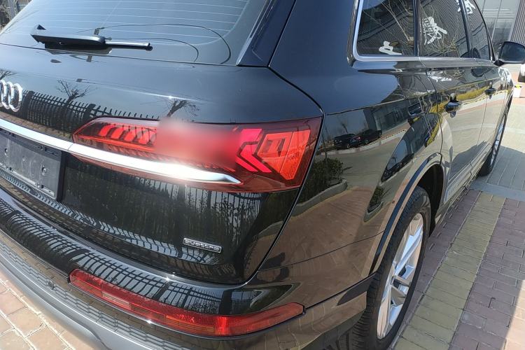 Used Audi Q7 2023 45 TFSI quattro S line Sport model Exterior 3