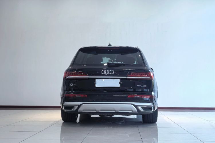 Used Audi Q7 2023 55 TFSI quattro S Prestige Edition Exterior 4