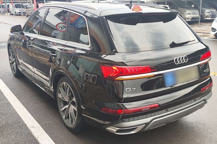 Used Audi Q7 2023 55 TFSI quattro S line Sport Edition Exterior 5