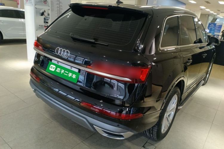 Used Audi Q7 2023 45 TFSI quattro S line Sport model Exterior 5