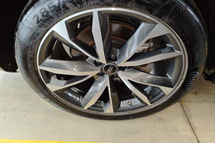 Used Audi Q7 2023 55 TFSI quattro S line Sport Edition Exterior 5