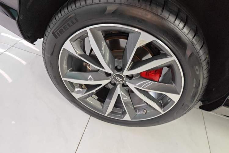 Used Audi Q7 2023 55 TFSI quattro S line Sport Edition Exterior 5