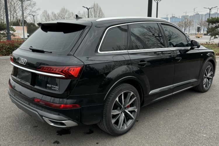 Used Audi Q7 2023 55 TFSI quattro S line Sport Edition Exterior 5