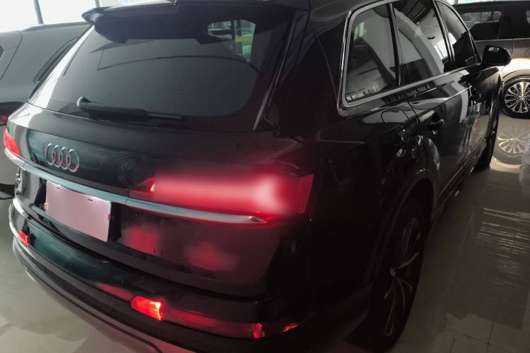 Used Audi Q7 2023 55 TFSI quattro S line Sport Edition Exterior 6