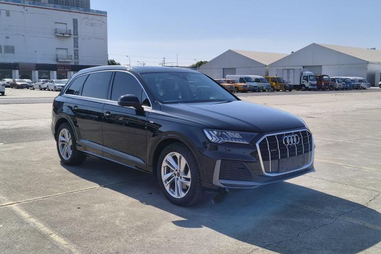 Used Audi Q7 2023 45 TFSI quattro S line Sport model Exterior 6