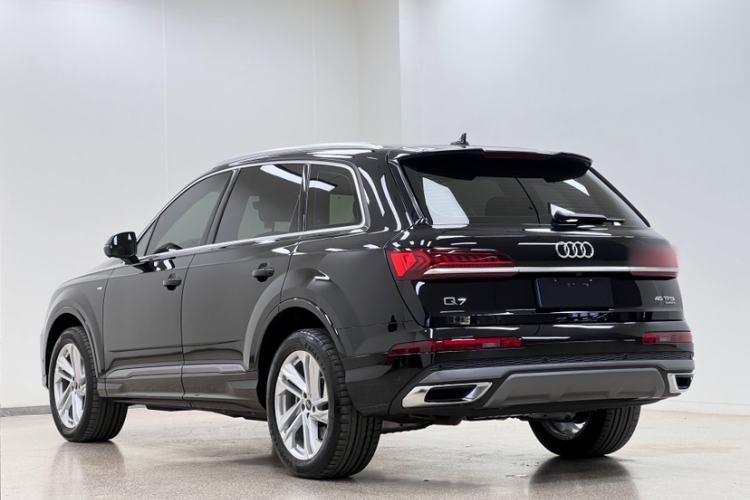 Used Audi Q7 2023 45 TFSI quattro S line Sport model Exterior 7