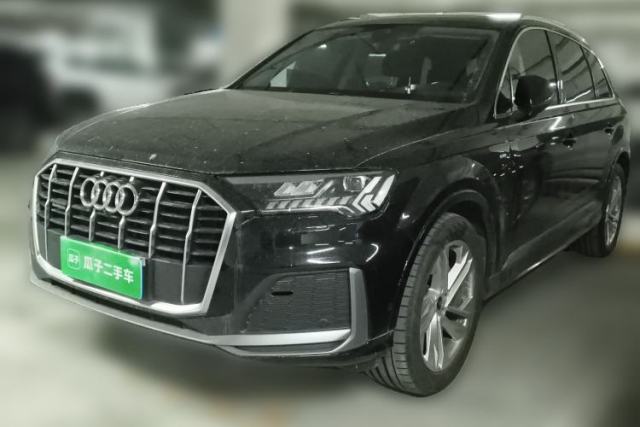 Used Audi Q7 2023 45 TFSI quattro S line Sport model
